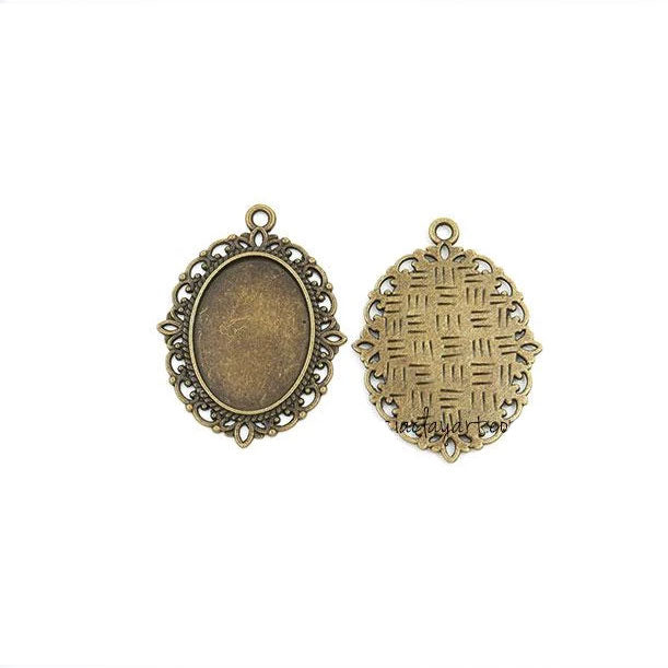 1 x Necklace Pendant Oval Filigree Frame Bronze